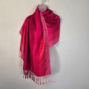 Women's Soft Shawl Wrap Bright Pink Ombre Paisley Fringed Edge Elegant Feminine